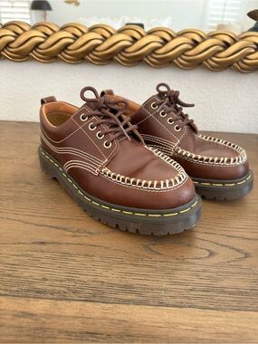 Dr Martens Lowell brown shoes